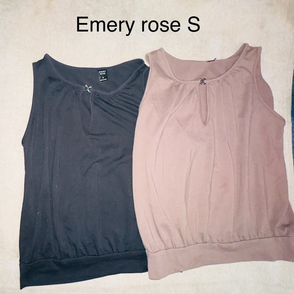 Emery Rose Sleeveless Keyhole Camisole - Black & Mauve